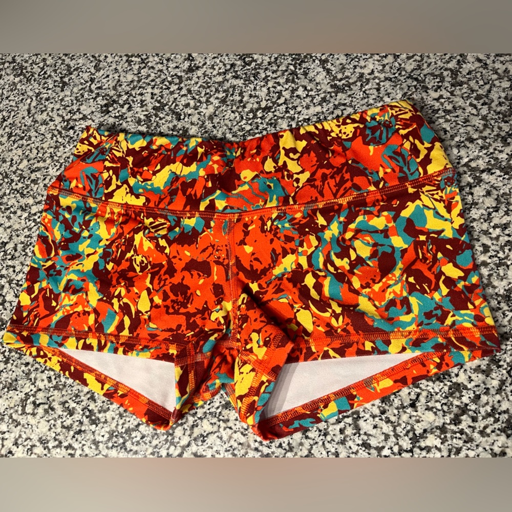 Fleo Shorts